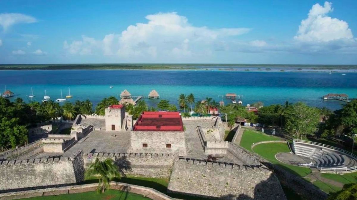 bacalar pueblo magico escribo de viajes